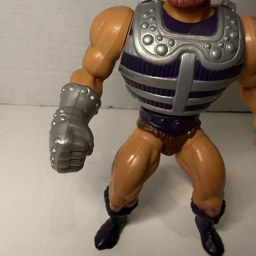 VTG Masters Of The Universe Fisto He-Man Action Figure 1983 With Chest Armor